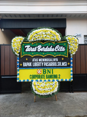 Papan Bunga Duka di Randublatung