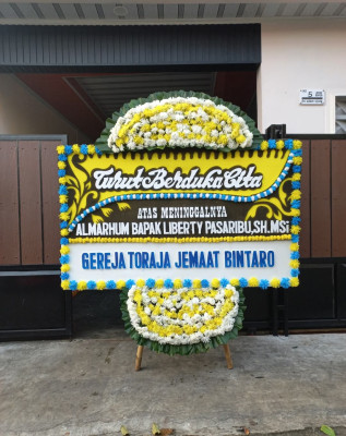 Papan Bunga Duka di Randublatung